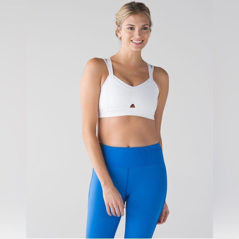 Lululemon Run For Days Bra II
White - Picture 4 of 14